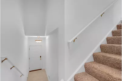 783 N Regis Court, Palatine, IL 60067 - Photo 2