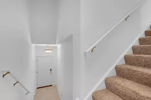 783 N Regis Ct, Palatine, IL 60067 - Photo 2