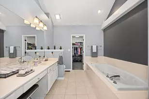 842 N Maple Ave, Palatine, IL 60067 - Photo 22