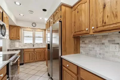 942 Raleigh Road, Mundelein, IL 60060 - Photo 6