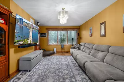 719 N President Street, Wheaton, IL 60187 - Photo 4