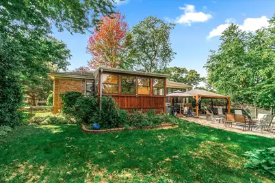 719 N President Street, Wheaton, IL 60187 - Photo 16