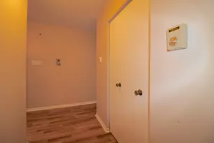 1025 S Fernandez Ave, Arlington Heights, IL 60005 - Photo 6