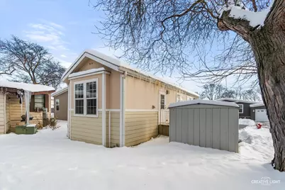 192 Parkwood Road, Elgin, IL 60123 - Photo 12