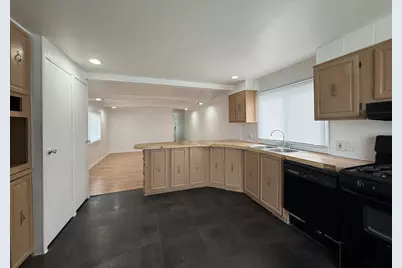 605 Tanglewood Road, Matteson, IL 60443 - Photo 6