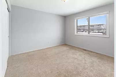 1017 9th Street #5, Harvard, IL 60033 - Photo 8