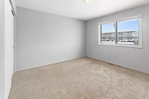 1017 9th St, Harvard, IL 60033 - Photo 8