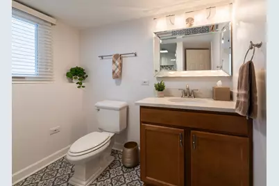 329 Montclare Lane, Wood Dale, IL 60191 - Photo 16