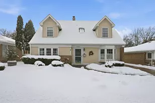 2451 Hawthorne Rd, Homewood, IL 60430 - Photo 2