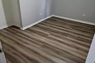 2114 Enoch Ave, Zion, IL 60099 - Photo 6