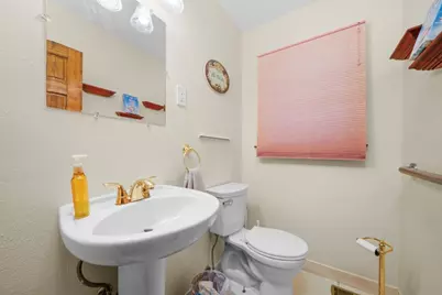 245 Tanglewood Court, Elk Grove Village, IL 60007 - Photo 12