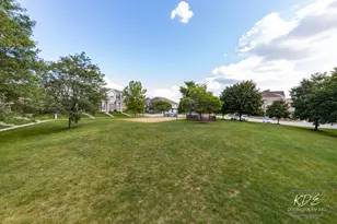 1022 Neudearborn Ln, Naperville, IL 60563 - Photo 26