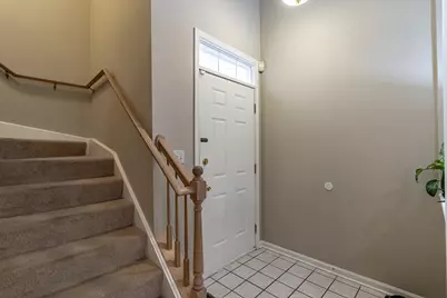 431 Pine Lake Circle, Vernon Hills, IL 60061 - Photo 4