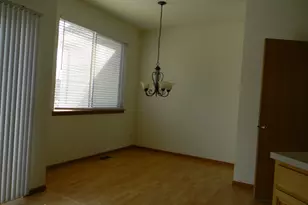 1542 Sauganash Ct, Gurnee, IL 60031 - Photo 10