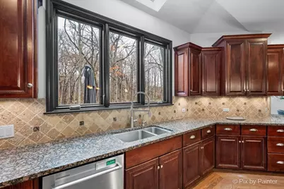 3041 Majestic Oaks Lane, Saint Charles, IL 60174 - Photo 8