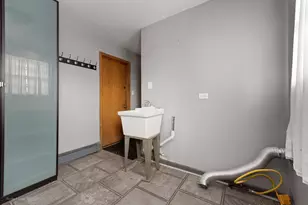 10900 S Rutherford Ave, Worth, IL 60482 - Photo 10