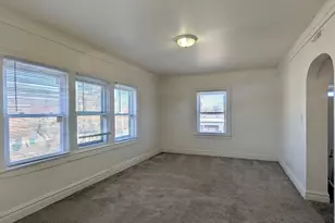 825 W Jefferson St, Joliet, IL 60435 - Photo 2