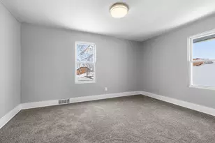 1519 13th St, Rockford, IL 61104 - Photo 10