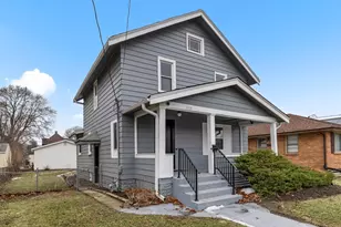 1519 13th St, Rockford, IL 61104 - Photo 2