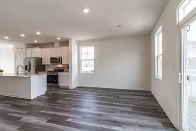 2111 Yellowstone Boulevard #2111, Mundelein, IL 60060 - Photo 10