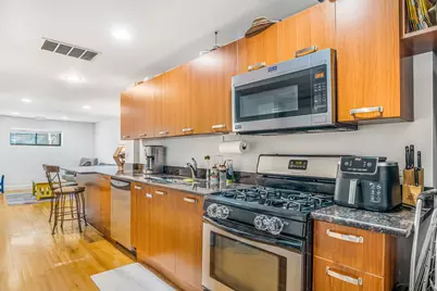 5700 N Maplewood Avenue #G, Chicago, IL 60659 - Photo 8