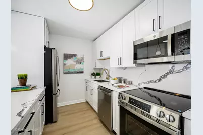 5455 N Sheridan Road #1904, Chicago, IL 60640 - Photo 10