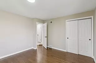 8853 W 97th Pl, Palos Hills, IL 60465 - Photo 32