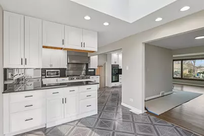 8853 W 97th Place, Palos Hills, IL 60465 - Photo 14