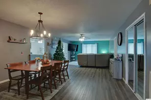 3012 Bluff Ridge Dr, Quincy, IL 62305 - Photo 14