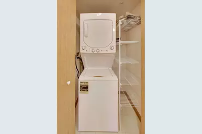 605 Barrington Avenue #140, East Dundee, IL 60118 - Photo 12