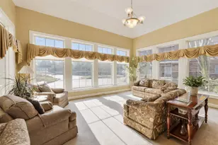 605 Barrington Ave, East Dundee, IL 60118 - Photo 20