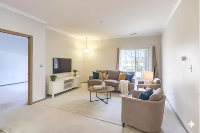 605 Barrington Avenue #140, East Dundee, IL 60118 - Photo 4