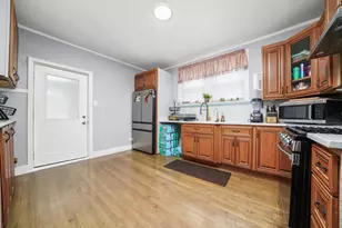 10807 S Wentworth Ave, Chicago, IL 60628 - Photo 12