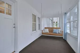 528 Woodlawn Ave, Aurora, IL 60506 - Photo 4