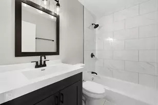 81 S 6th Ave, La Grange, IL 60525 - Photo 10