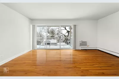 81 S 6th Avenue #202, La Grange, IL 60525 - Photo 4