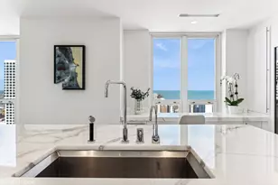 11 E Walton St, Chicago, IL 60611 - Photo 14