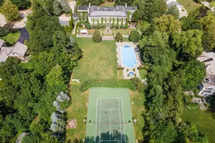 275 Sussex Ln, Lake Forest, IL 60045 - Photo 60