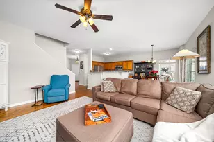 1220 Sears Cir, Elburn, IL 60119 - Photo 6