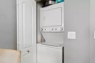 4042 W 89th Pl, Hometown, IL 60456 - Photo 16