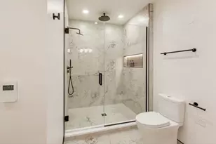 613 N Ogden Ave, Chicago, IL 60642 - Photo 16