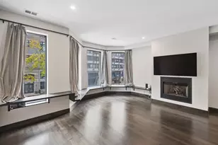 44 E Cedar St, Chicago, IL 60611 - Photo 12