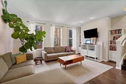 4647 S Lake Park Avenue #D, Chicago, IL 60653 - Photo 2