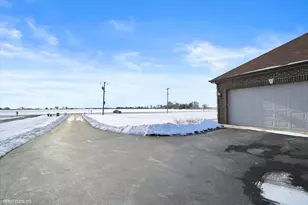 13520 W Delaney Rd, New Lenox, IL 60451 - Photo 38