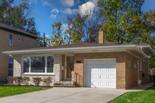 6228 N Forest Glen Ave, Chicago, IL 60646 - Photo 1