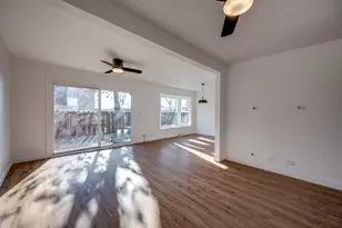 187 Roberts Rd, Bolingbrook, IL 60440 - Photo 8