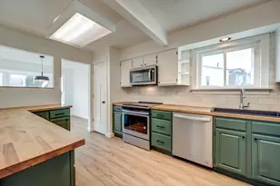 187 Roberts Rd, Bolingbrook, IL 60440 - Photo 14