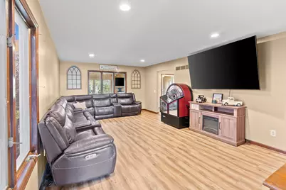 5180 E McArdle Road, Coal City, IL 60416 - Photo 6