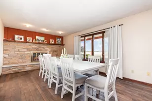 5180 E McArdle Rd, Coal City, IL 60416 - Photo 2