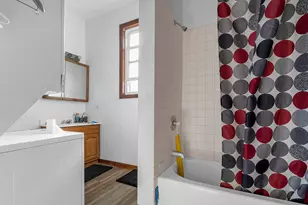 13257 S Baltimore Ave, Chicago, IL 60633 - Photo 6